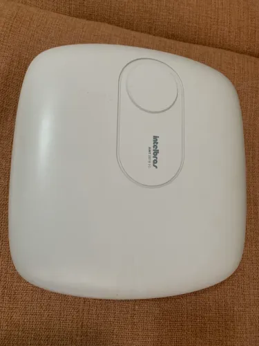 Central de alarme monitorada Intelbras AMT.em perfeito estado.Resende RJ