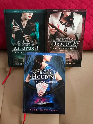 Livro de Mistério - Coleção Rastro de Sangue - Volumes 1, 2 e 3 - Kerri Maniscalco
