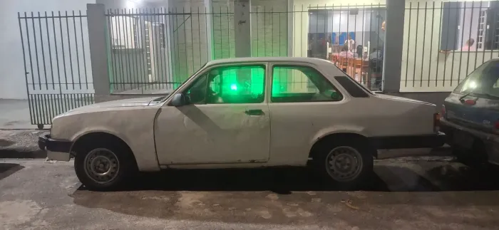 Vendo peças de chevette 93 