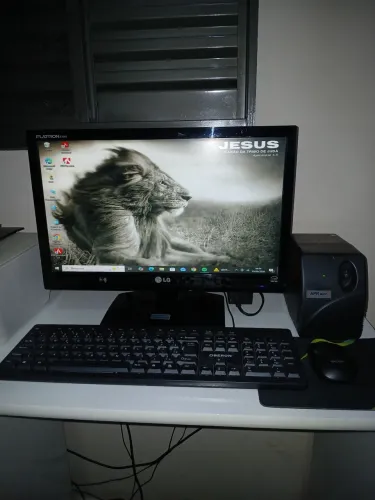VENDO COMPUTADOR EM MUITO BOM ESTADO!