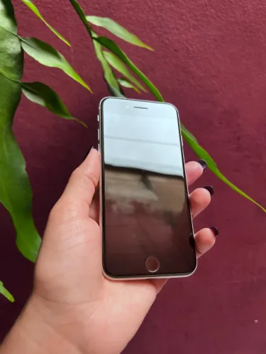 Iphone SE 2020 (SOMENTE VENDA)