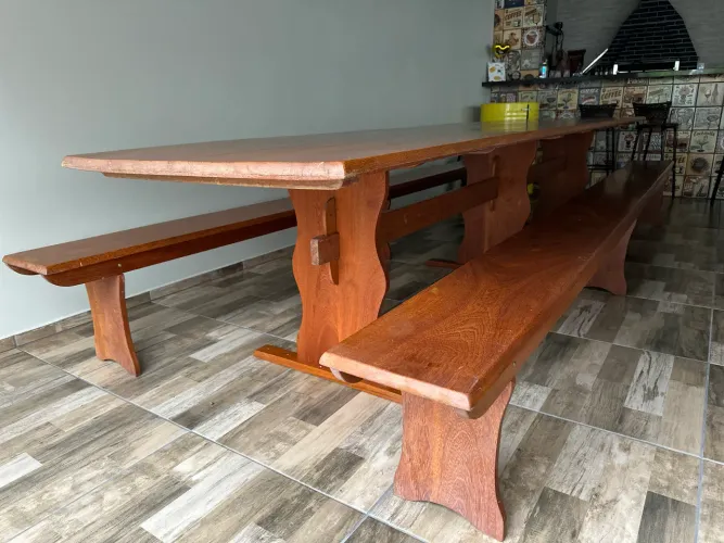 Mesa Angelim 4m com bancos (madeira de lei)