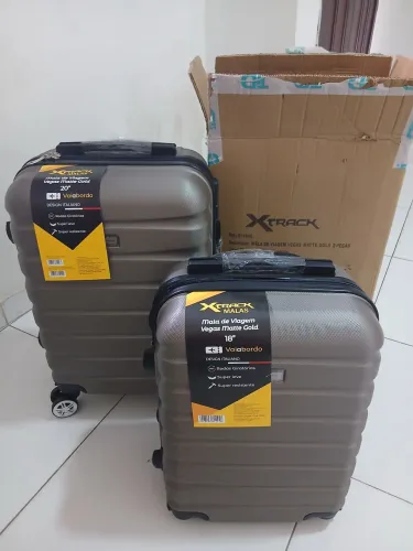 Novas! Malas De Viagem Track Tamanho 18 ou 20 Com Trava De Segredo Numérico E Rodinha 360°