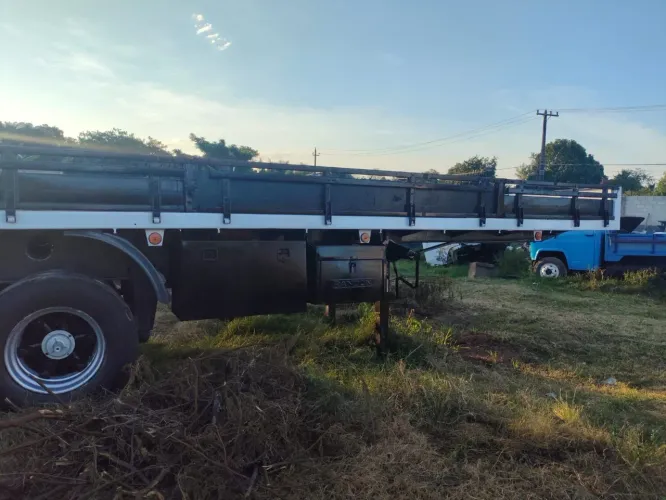 Carreta iderol bobineira 10m de comprimento