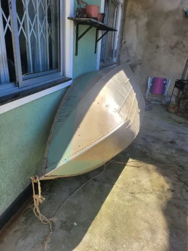 Vendo barco motor novo