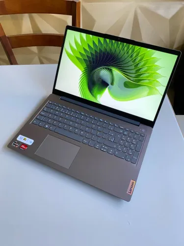 Notebook Lenovo Ryzen 5 5500U, 8GB RAM, 256GB SSD NVME, Full HD