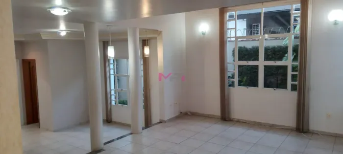 CASA SOBRADO 3 QUARTOS COM SUÍTE, 3 VAGAS DE GARAGEM PARA ALUGAR ? JARDIM DAS HORTÊNSIAS ?