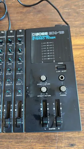 Mesa de som Boss BX-16 stereo mixer