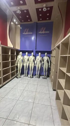 Manequins de fibra