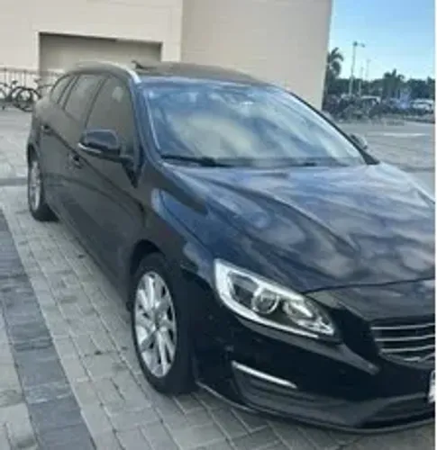 Volvo V60 T-5 Kinetic 2.0 245cv 5P 2016
