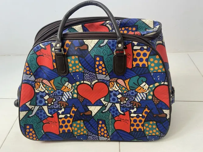 Bolsa/Mala de viagem com carrinho - Romero Britto