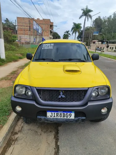Mitsubishi L200 GL 2.5 4X4 CD Diesel 2012
