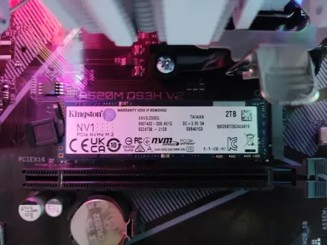 SSD Nvme M.2 2TB Kingston - Faço desconto à vista