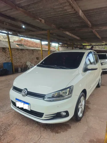 Volkswagen Fox Comfortline 1.0 Flex 8V 5P 2015