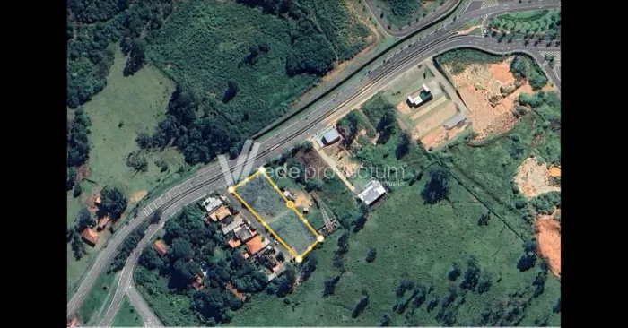 Área a venda entre Condominio San Conrado e Entre Verdes em Sousas