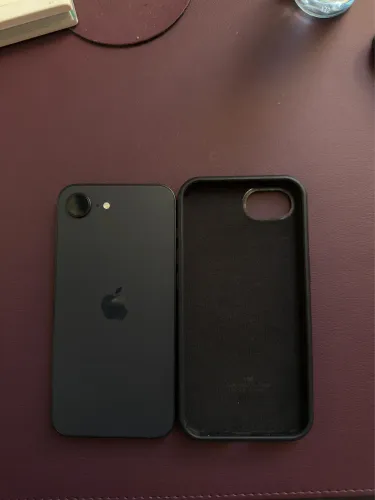 iPhone 16E
