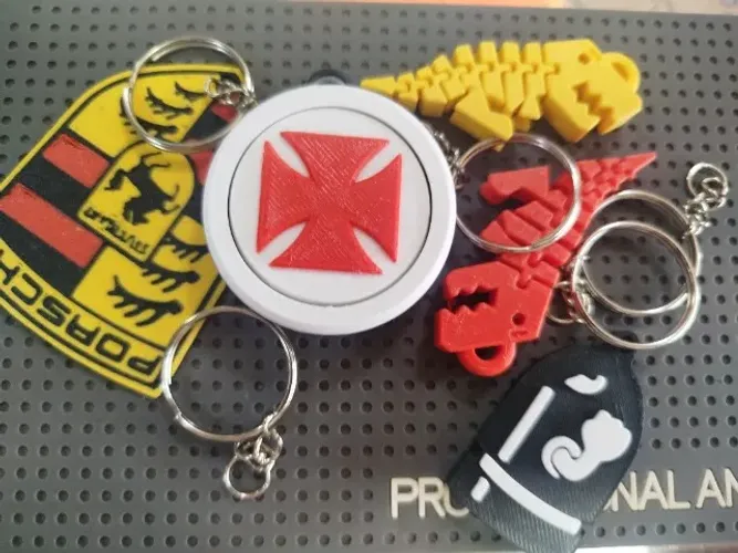 Chaveiros variados e utilidades personalizados, personagens, times etc no atacado e varejo