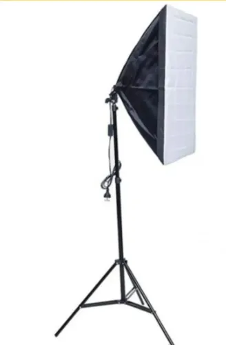 Softbox tamanho 60x60 + tripé de 2 metros 