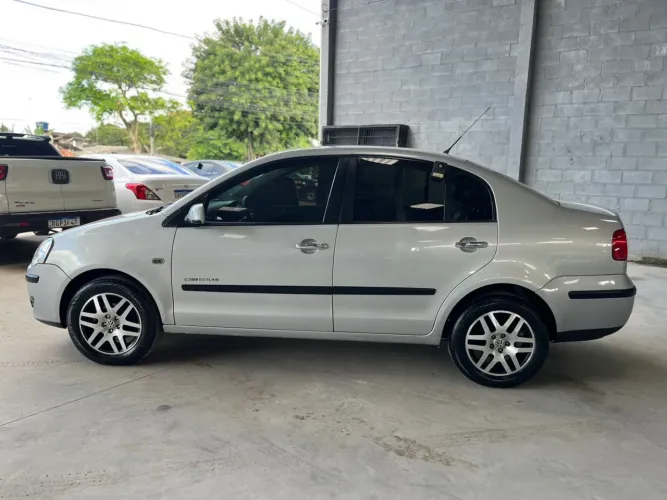 Volkswagen Polo Sedan 1.6 MI Total Flex 8V 4P 2007