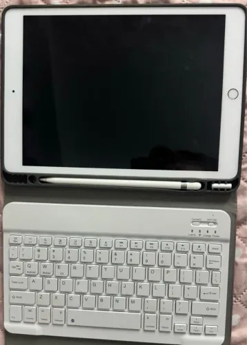 iPad 8 geração - 32gb