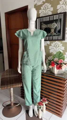 Scrub feminino conjunto de enfermagem