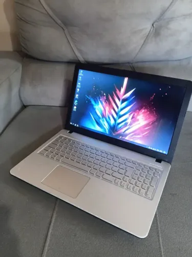 Notebook Asus core i3-7020U 2.30 GHz, memória de 4gb ddr4, tela de 15.6", HD de 1tb
