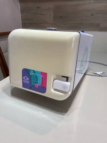 Autoclave Flor de Lotus BIOTRON-5L