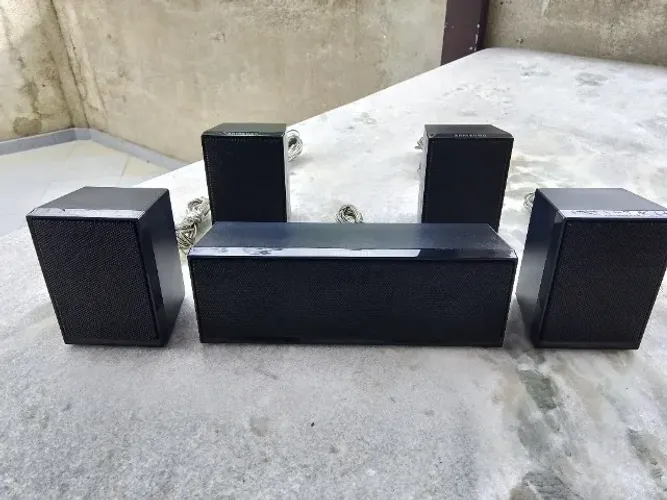 Caixas de som Philips para home theater