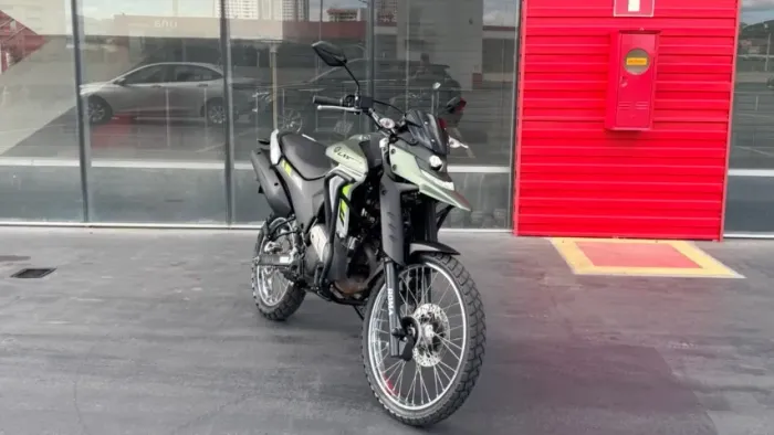 Yamaha XTZ Lander 250 Connected (Seminovo)