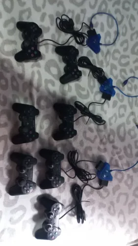 Vendo controles de PS2/PS3