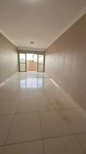 Apartamento à venda no Edifício Apoena Excelente localização!