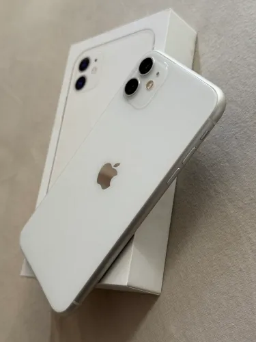 iPhone 11 branco 128
