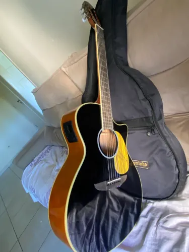 Vendo Violão Tagima