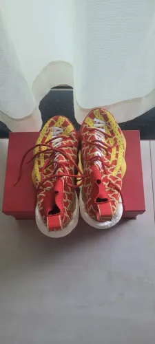 Tênis Adidas Pharrell Williams BYW CNY Boost - 39
