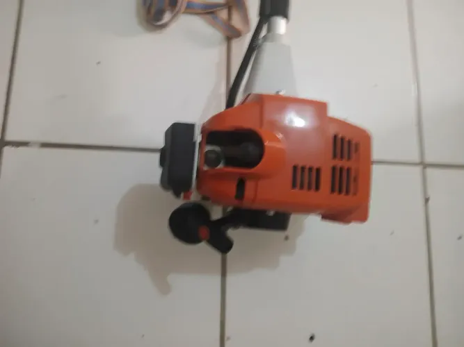 Rocadeira sthil.