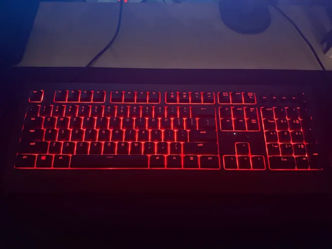 Teclado Razer Cynosa Chroma V2 Membrana