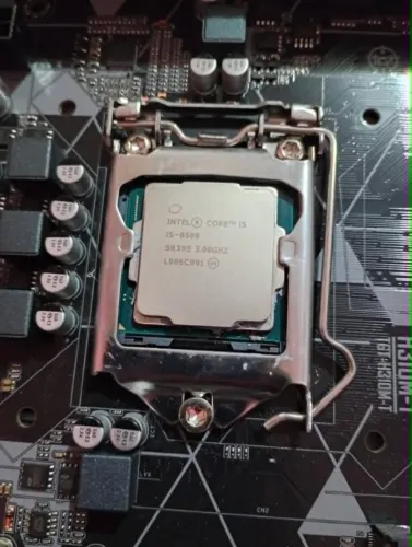  Kit Intel Core i5 8500 + Placa Mãe ASUS H310M-T DDR4 