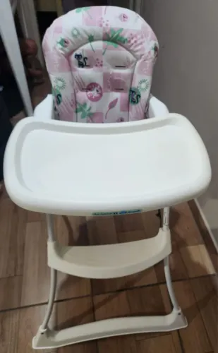Cadeirinha de alimentação