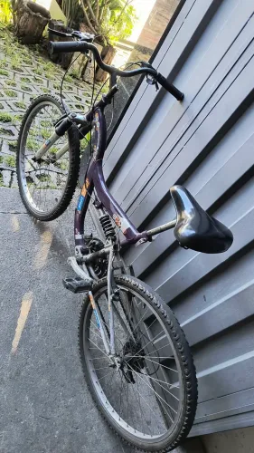 Bike aro 26 com amortecedor 