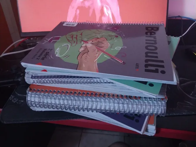 vendo todos os livros do bernoulli(1 ano do ensino médio, 2025)