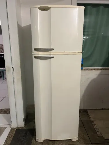 Geladeira Eletrolux
