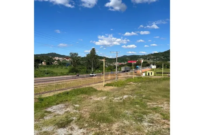 EXCLUSIVA ÁREA COMERCIAL E LOGÍSTICA NO ANEL RODOVIÁRIO DE BELO HORIZONTE 31.000 m²