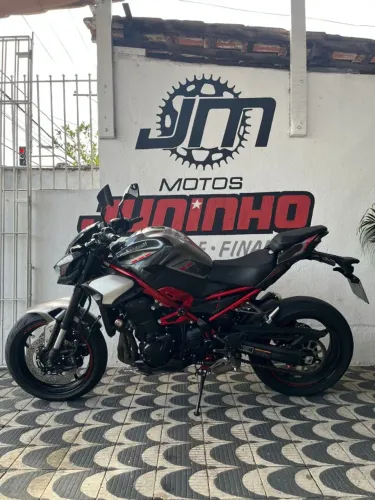 KAWASAKI Z900 2026