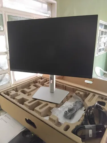 Monitor Dell P Séries Full HD 23,8 Pol Preto Prateado