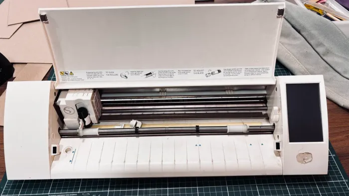 Silhouette CAMEO 2