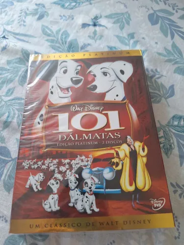 Vende se dvd 101 Dálmatas