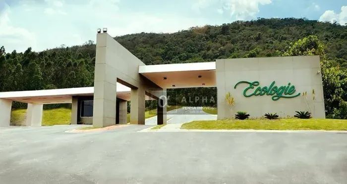 Lote para vender em condomínio fechado em Itatiba