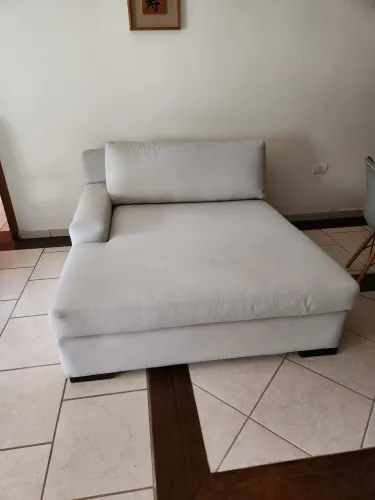 Chaise long