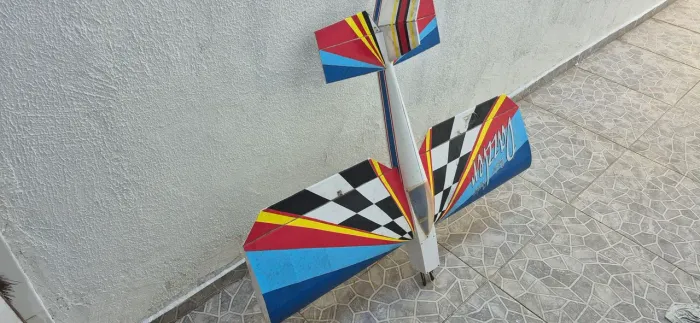 Aeromodelo Dazzler