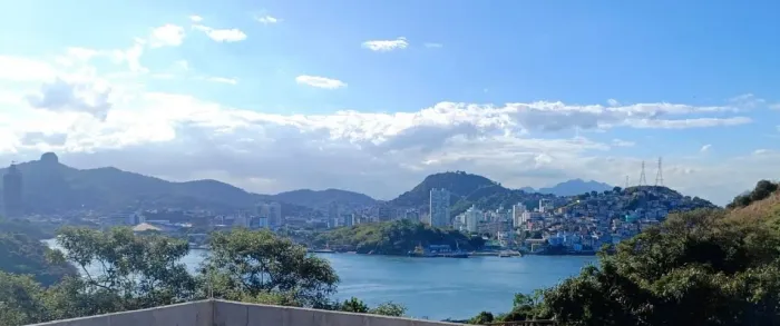 Casa Vista Panorâmica Permanente Baía de Vitória | 2Qts Suíte | Glória Vila Velha